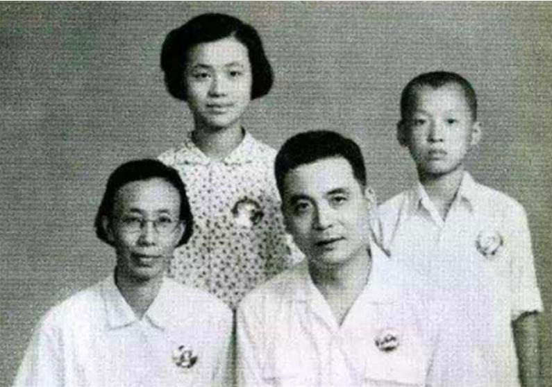 关于‘92年还没生孩子晚吗’的探讨