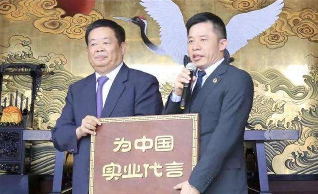 曹德旺开学校，引领教育新风尚