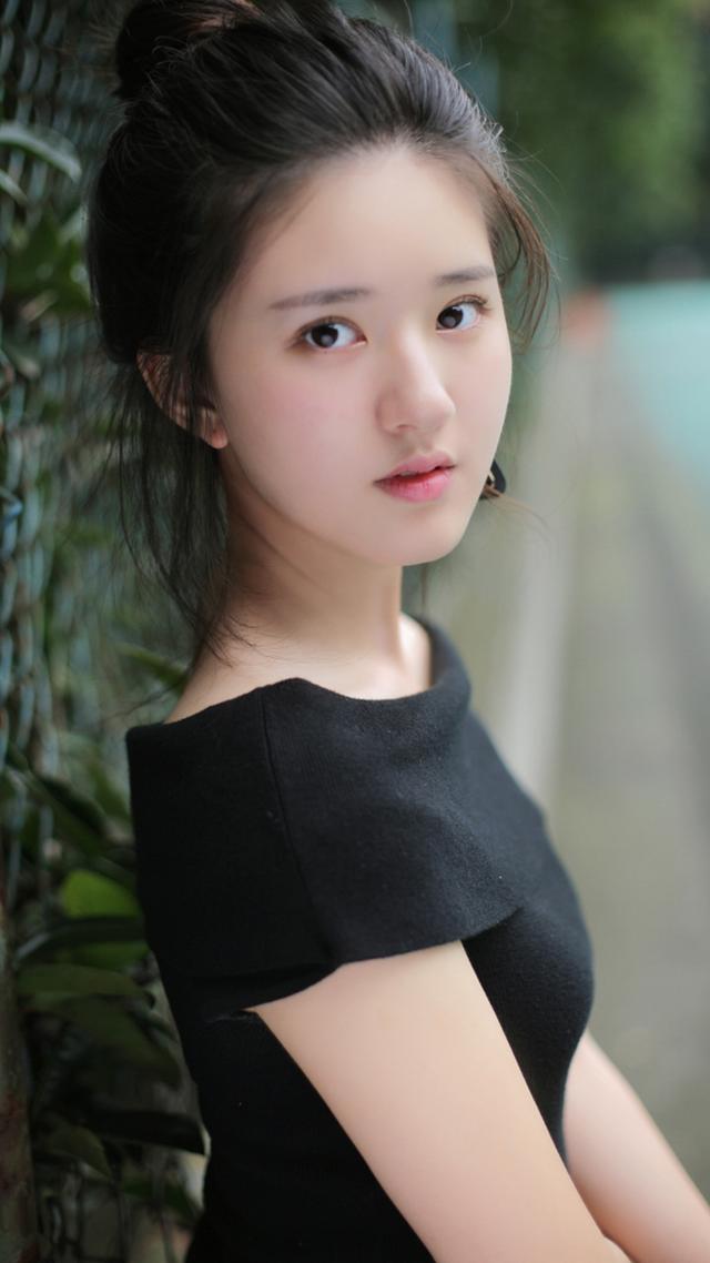 赵露思节目中出现脑雾反应，解读与反思