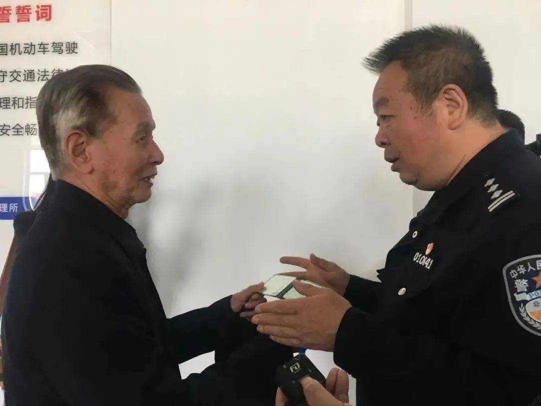 北京最堵的杜大爷成功摘帽，一路奋斗，终见曙光