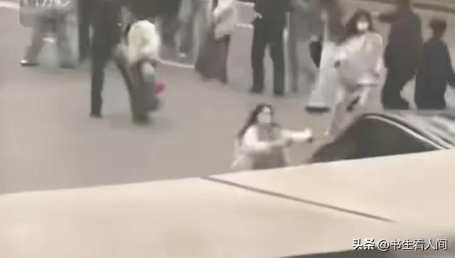 女粉丝追星遭遇车祸，关注背后的反思与启示