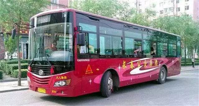 探索城市脉络，202路公交车线之旅