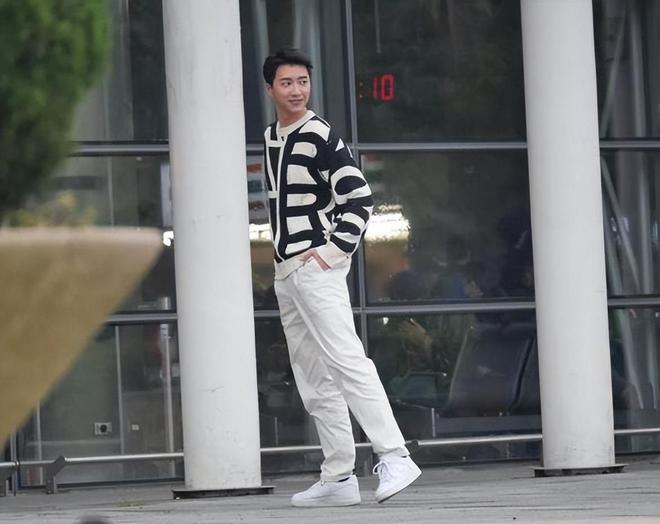 福原爱前夫新女友，揭秘背后的故事与热议