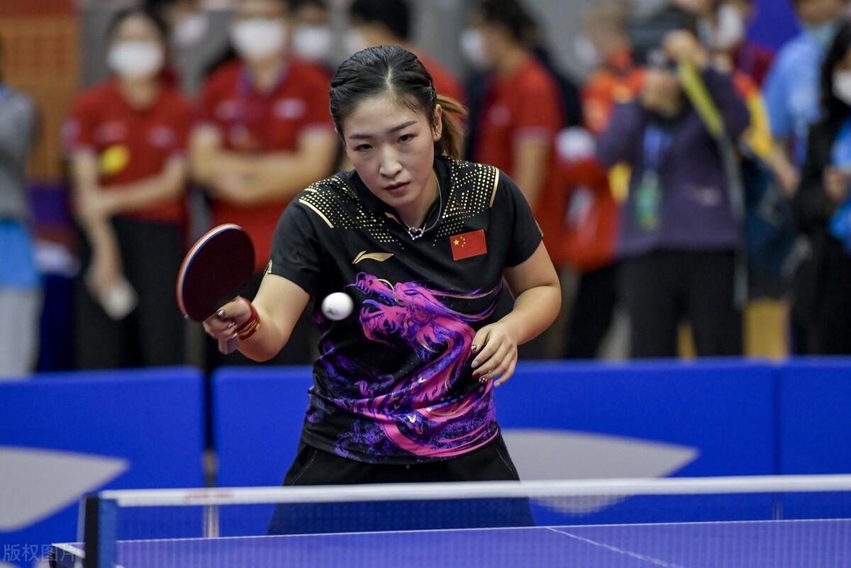 孙颖莎4-0战胜蒯曼卫冕女单冠军，乒坛新篇章的开启