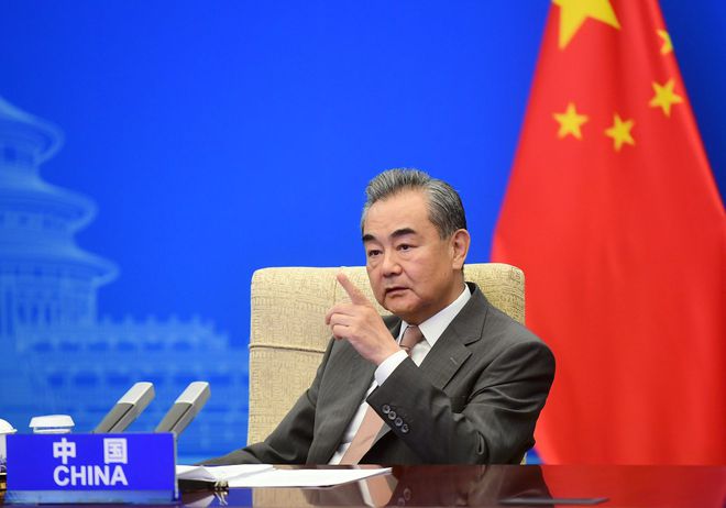 中方为何站出来反制？王毅回答