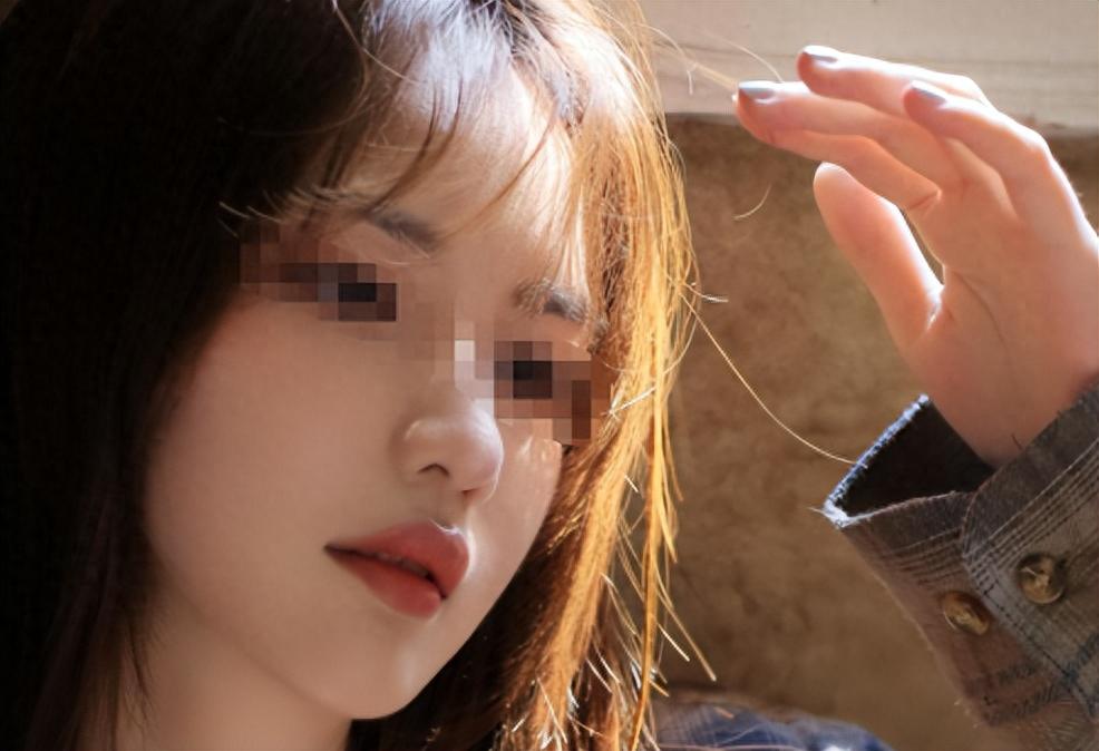 女生自拍被发到黄色网站怎么办