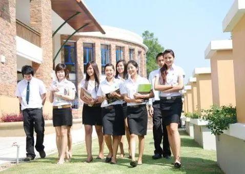 哈佛大学现有外国学生必须转学，新挑战与机遇