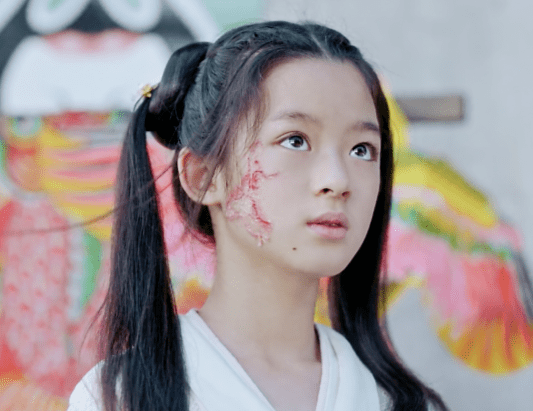揭秘黄杨钿甜，身高与年龄之谜