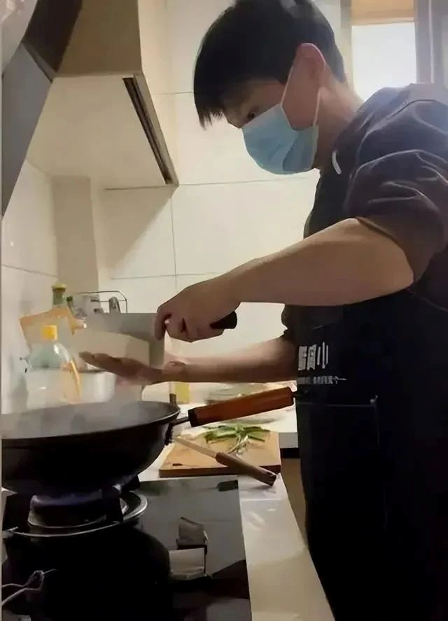 上门做饭的年轻人有多抢手？